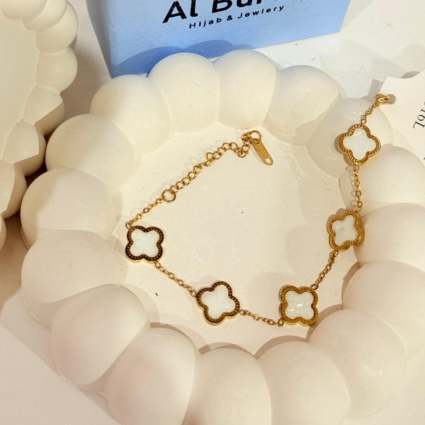 Clover White Bracelet