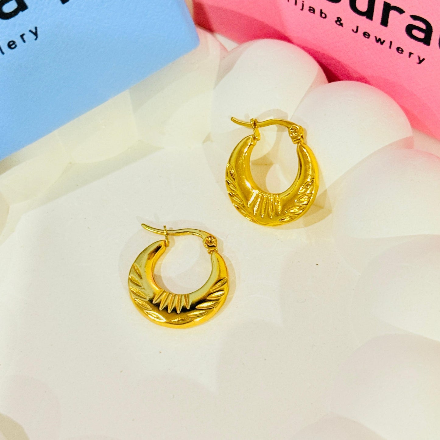 Victoria Ear Ring