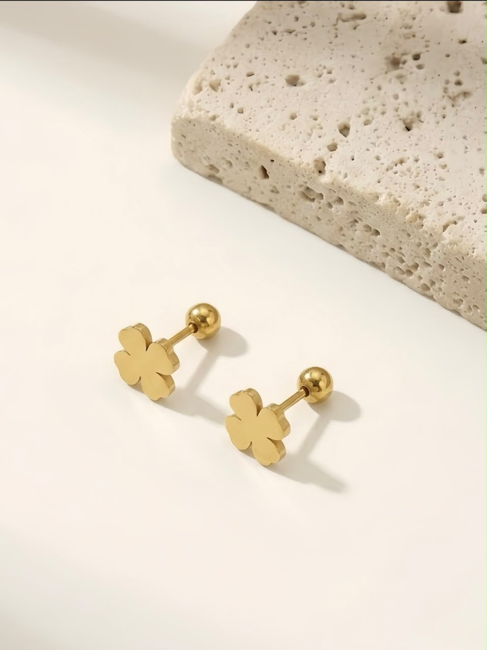 Lucky Clover Barbell Studs
