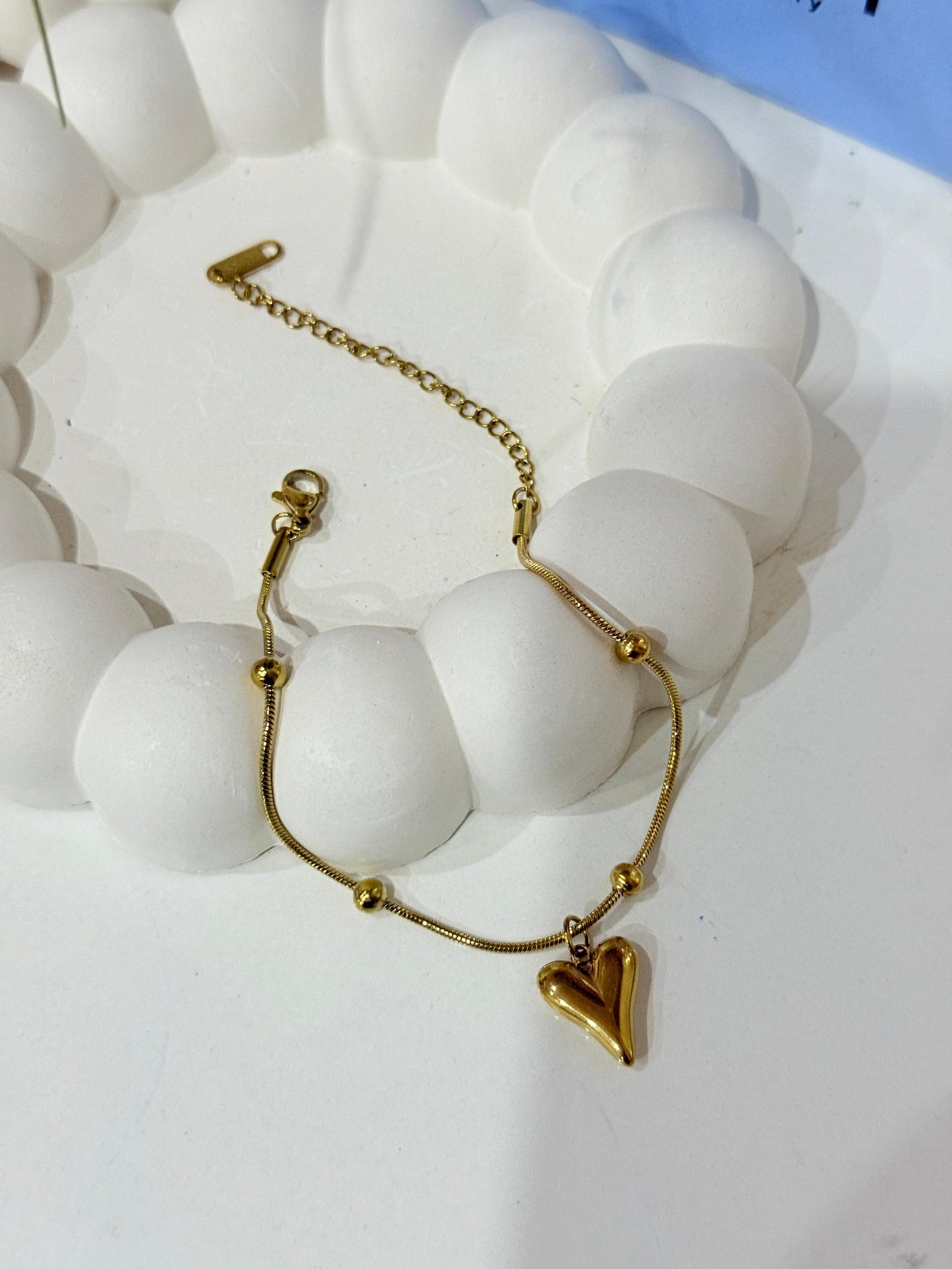 Dove Chain