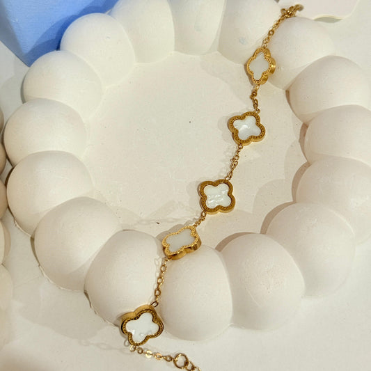 Clover White Bracelet