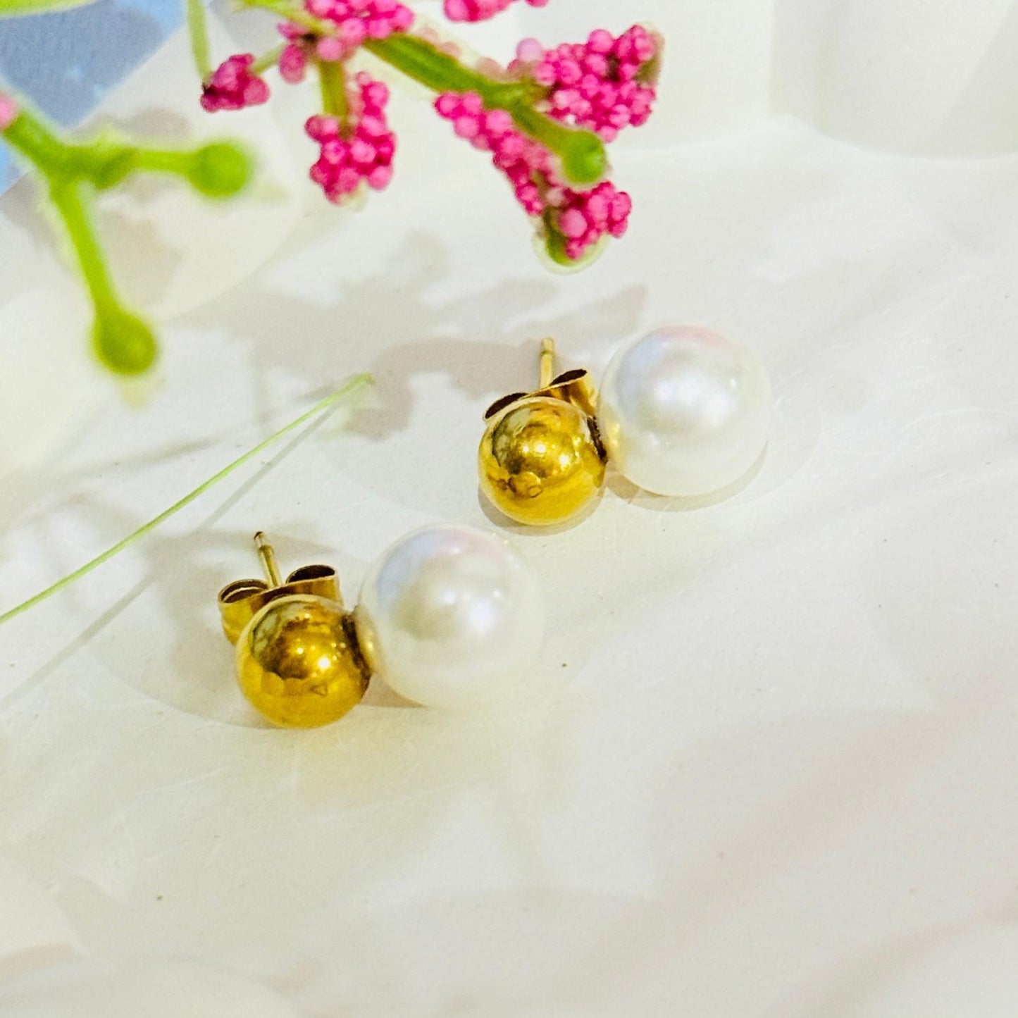 Pearl Stud