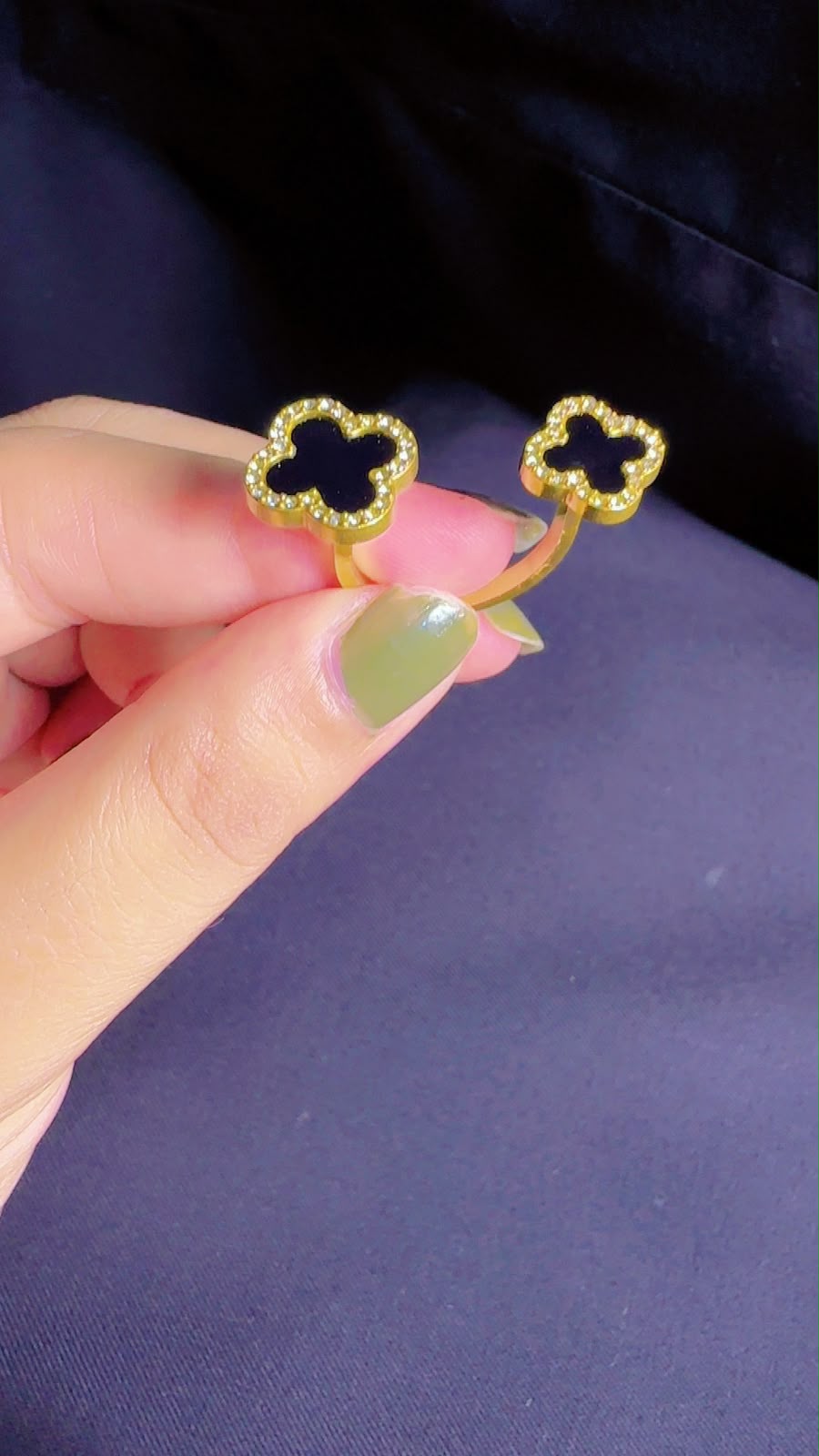 Clover Ring